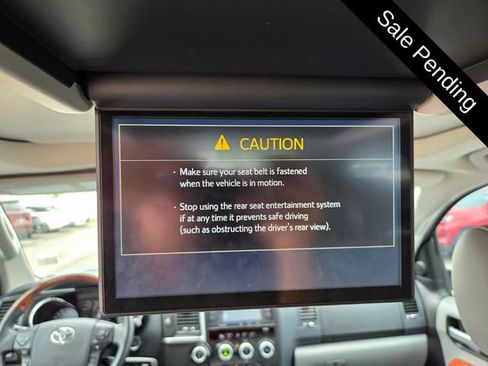 Used 2020 Toyota Sequoia Platinum RWD image 17