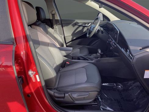 Certified 2023 Kia Niro EX image 33