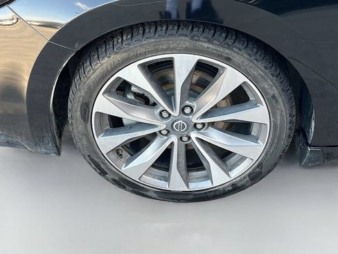 Used 2020 Nissan Maxima Platinum w/ Sport Mat Group FWD image 33