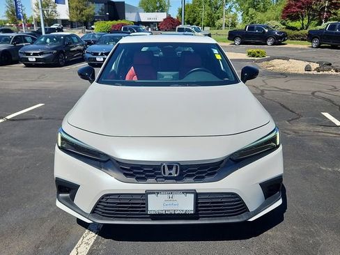 Used 2024 Honda Civic Sport image 2