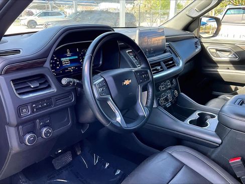 Used 2023 Chevrolet Suburban LT image 18