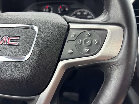Used 2018 GMC Acadia SLE AWD/4WD image 24