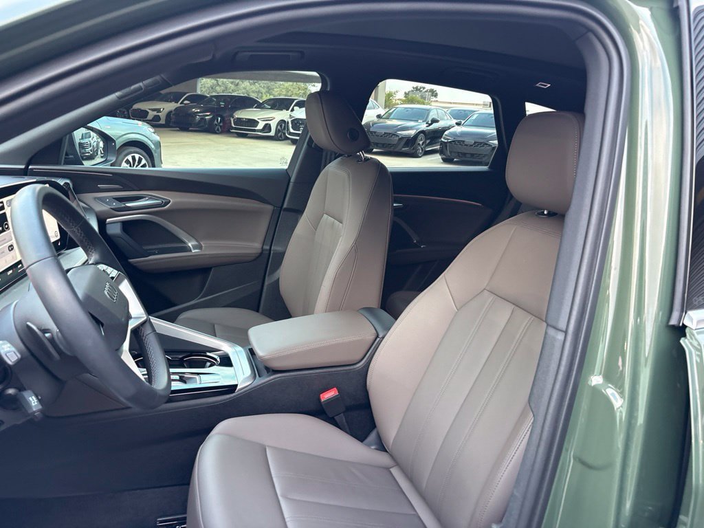 Used 2026 Audi Q5 Premium Plus AWD/4WD image 13