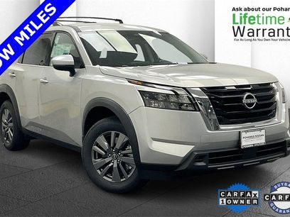 Certified 2025 Nissan Pathfinder SV