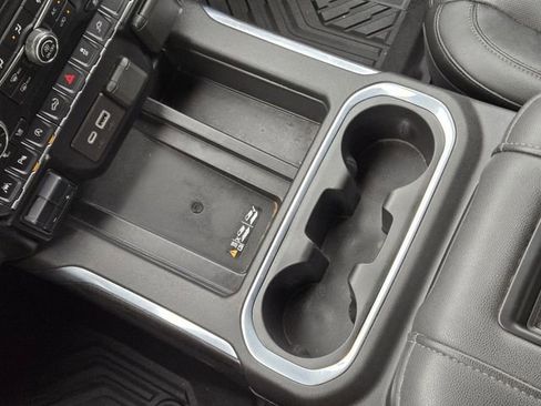 Used 2021 Chevrolet Silverado 1500 LTZ w/ LTZ Premium Texas Edition AWD/4WD image 20