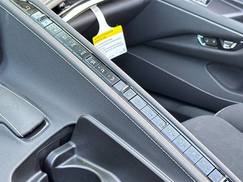 New 2025 Chevrolet Corvette Stingray 2dr Coupe w/ Z51 Performance Package image 20