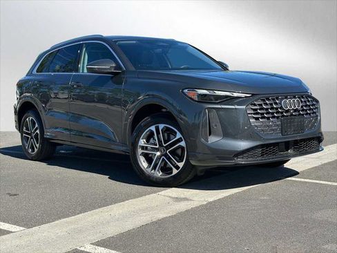 New 2025 Audi Q5 Premium image 7