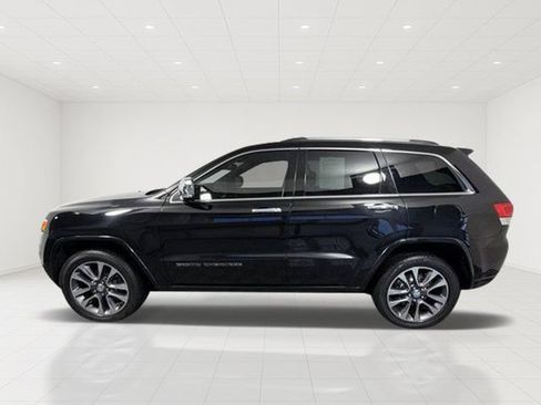 Certified 2017 Jeep Grand Cherokee Overland AWD/4WD image 4