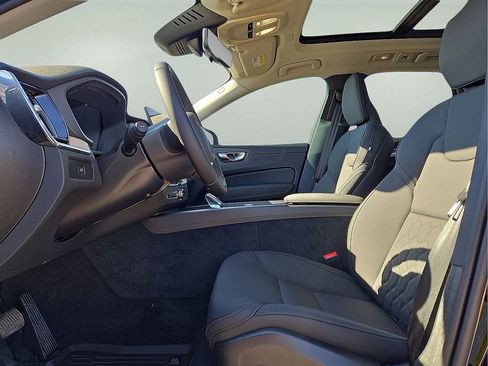 New 2026 Volvo XC60 B5 Plus w/ Protection Package Premier image 23