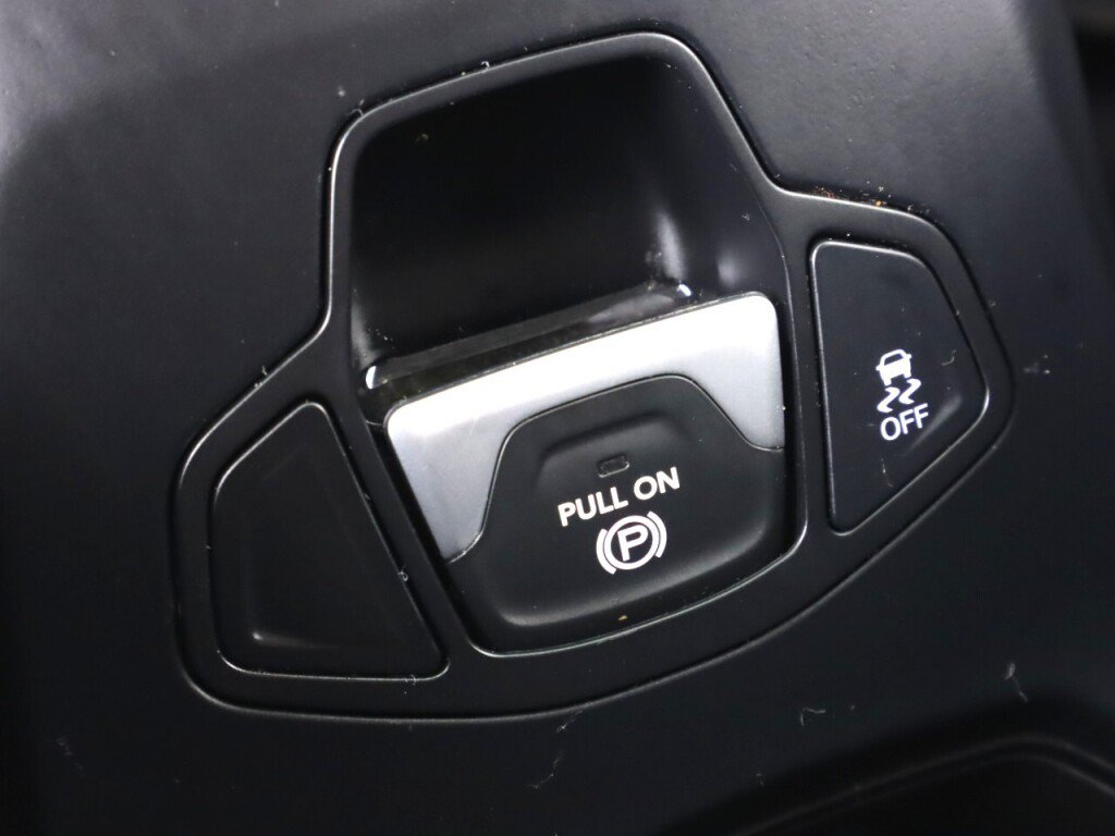 Used 2018 Jeep Renegade Sport w/ Power & Air Group AWD/4WD image 24