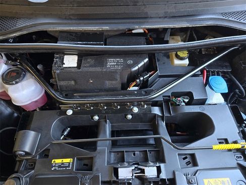 Certified 2023 Volkswagen ID.4 Pro image 23