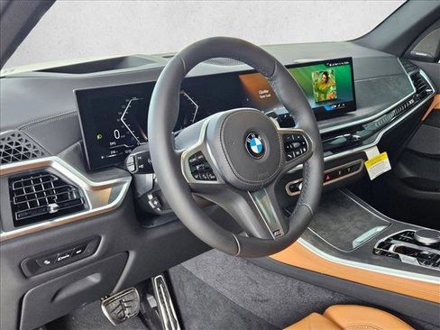 New 2026 BMW X5 xDrive40i w/ M Sport Package image 3