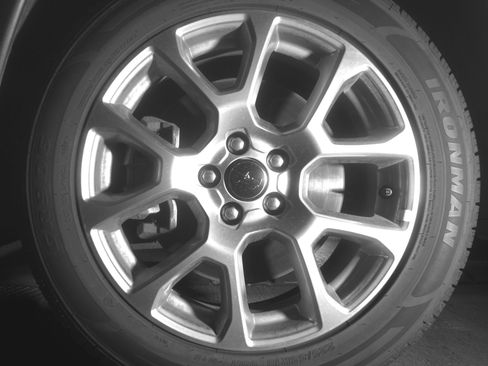 Used 2025 Jeep Compass Limited image 12