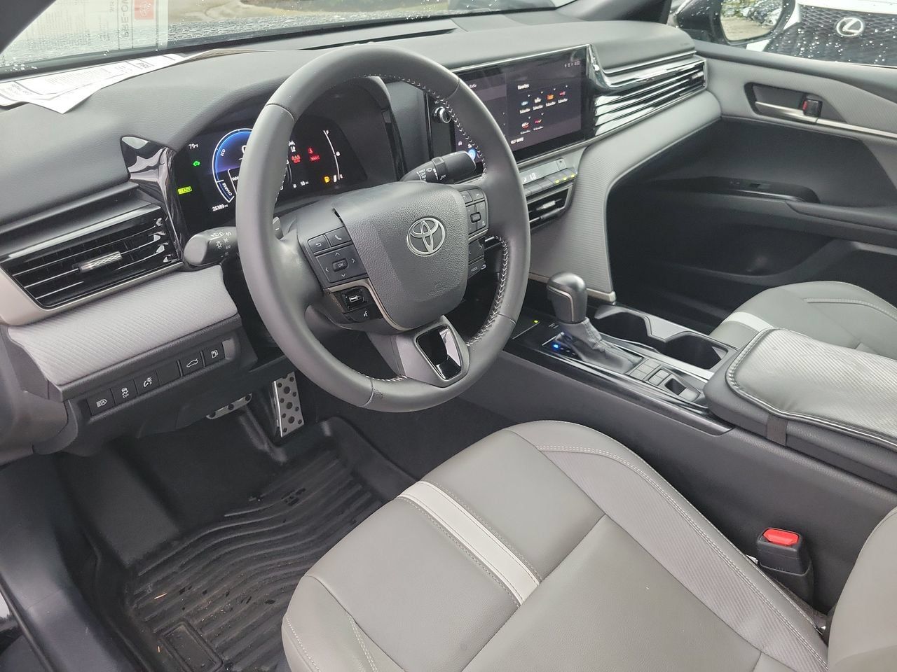 Used 2025 Toyota Camry SE w/ Multimedia Upgrade Package FWD image 16