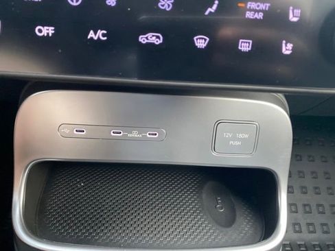 Certified 2026 Hyundai Ioniq 9 Calligraphy w/ Tow & Go Package image 5