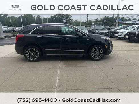 Used 2017 Cadillac XT5 Premium Luxury FWD image 4