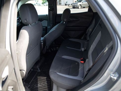 Used 2024 Chevrolet TrailBlazer LT w/ Convenience Package FWD image 22