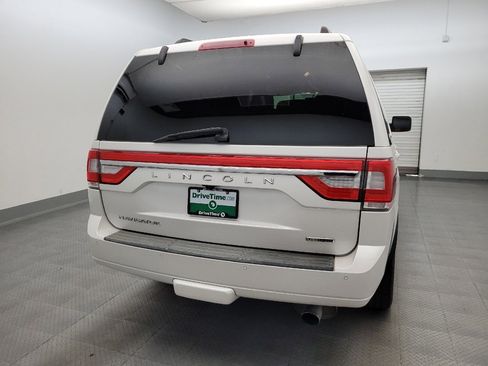 Used 2015 Lincoln Navigator 2WD w/ Equipment Group 101A Reserve image 7