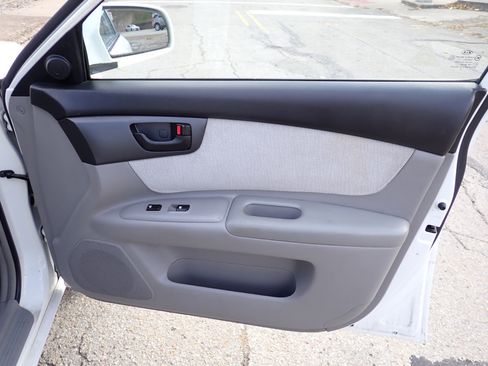 Used 2008 Kia Optima LX image 23