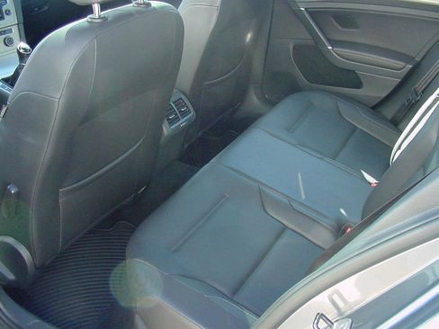 Used 2015 Volkswagen Golf TDI SE w/ Lighting Package image 22