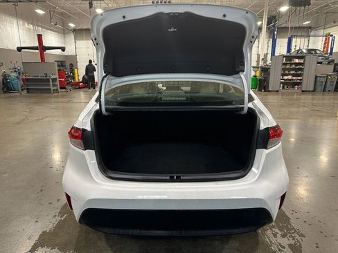 Certified 2024 Toyota Corolla LE image 12