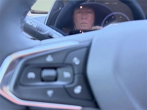 New 2026 Chevrolet Trax LT w/ Driver Confidence Package image 32