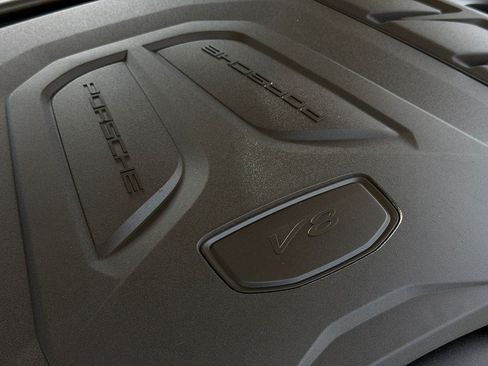 Used 2024 Porsche Cayenne Turbo GT AWD/4WD image 11