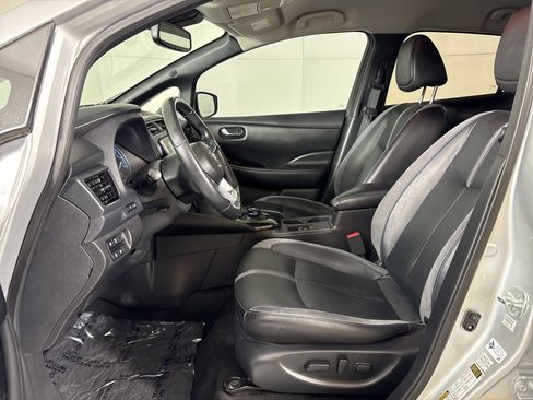 Used 2019 Nissan Leaf SL Plus w/ Protection Package image 14