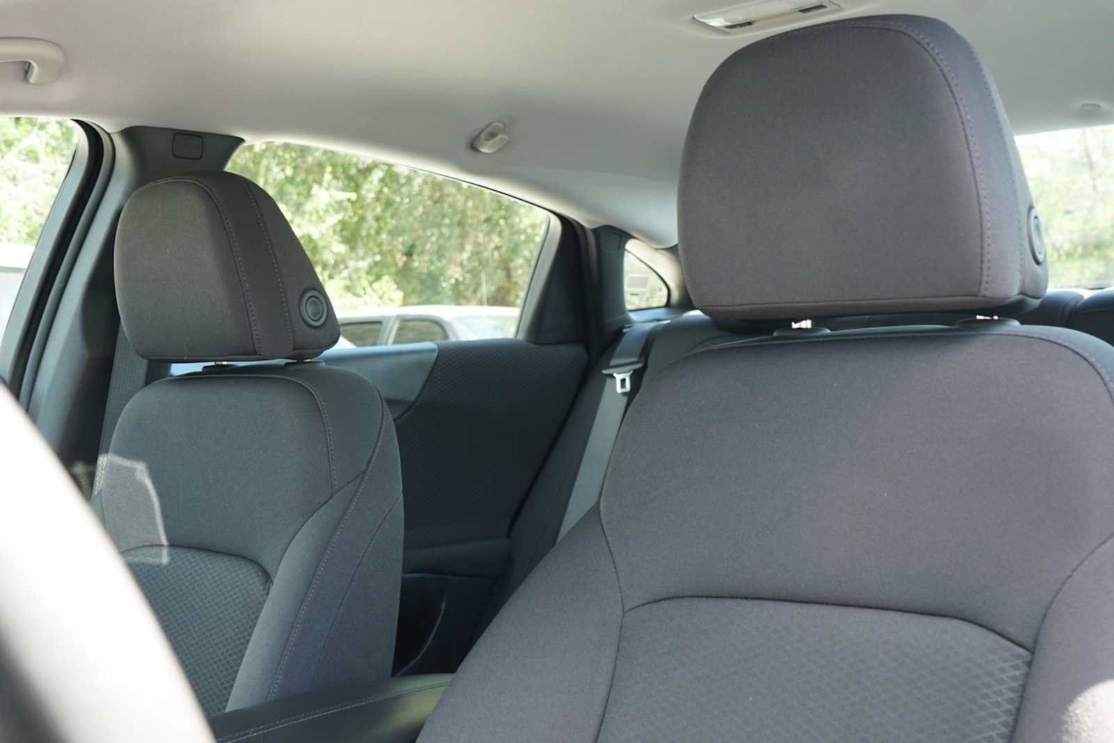 Used 2025 Chevrolet Malibu LT FWD image 9