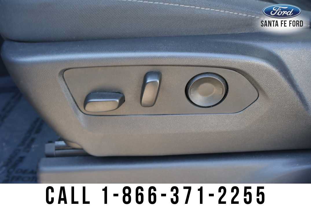 Used 2025 Chevrolet Silverado 2500 LT w/ Safety Package AWD/4WD image 16
