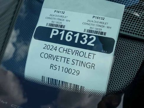 Used 2024 Chevrolet Corvette Stingray Preferred Conv w/ Battery Protection Package RWD image 28