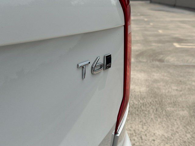 Used 2018 Volvo XC90 T6 Momentum w/ Convenience Package AWD/4WD image 38