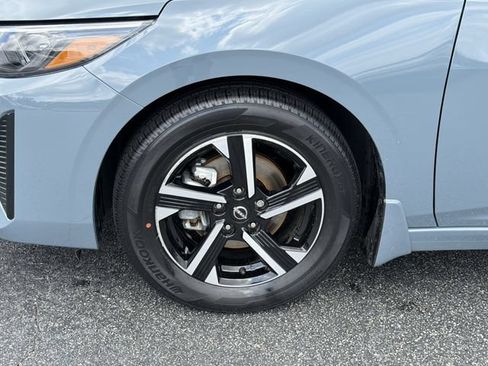 Used 2025 Nissan Sentra SV FWD image 12
