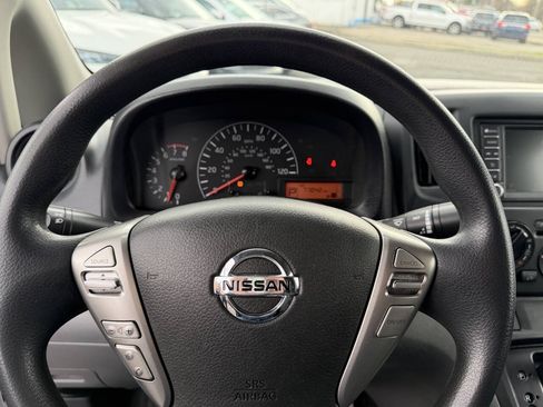 Used 2021 Nissan NV200 SV FWD image 11