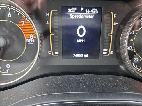 Used 2019 Jeep Cherokee Latitude Plus image 21