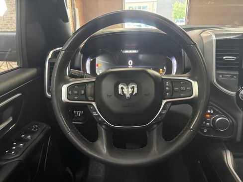 Used 2025 RAM 1500 Big Horn AWD/4WD image 17