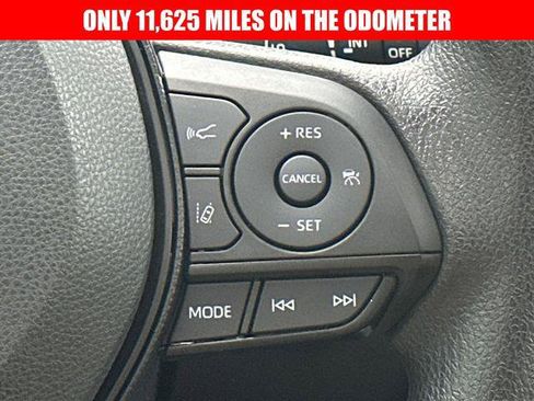 Certified 2020 Toyota RAV4 XLE w/ Convenience Package FWD image 11