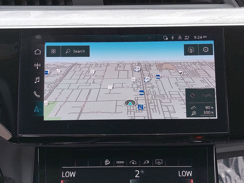 Certified 2023 Audi e-tron Premium Plus w/ Premium Plus Package AWD/4WD image 26