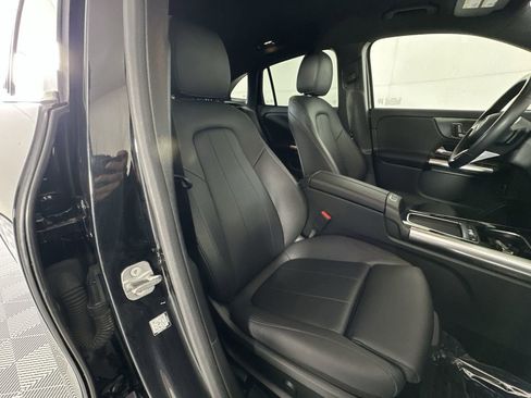 Used 2025 Mercedes-Benz GLA 250 image 26