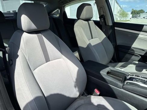 Used 2017 Honda Civic EX image 10
