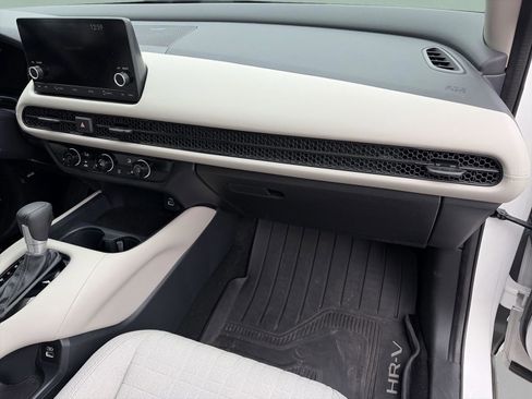 Certified 2023 Honda HR-V LX image 20