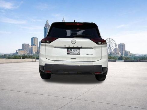 Certified 2025 Nissan Rogue SL AWD/4WD image 23