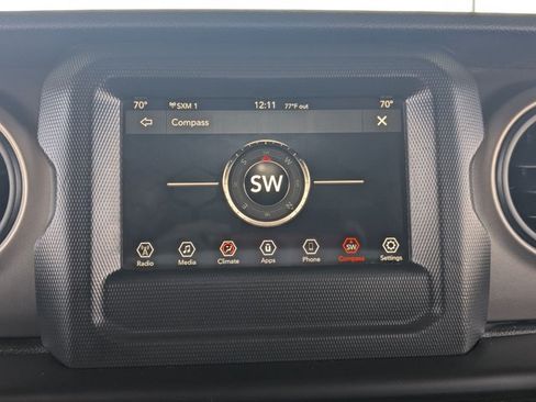 Used 2018 Jeep Wrangler Unlimited Sport S AWD/4WD image 13