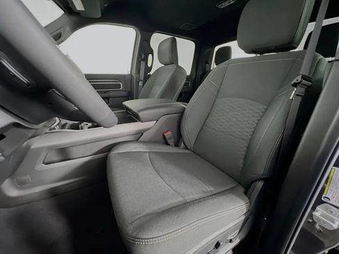 Used 2025 RAM 2500 Big Horn AWD/4WD image 21