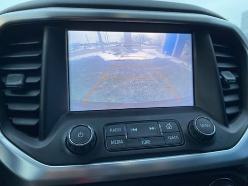 Used 2018 GMC Acadia SLT w/ LPO, Floor Liner Package image 27