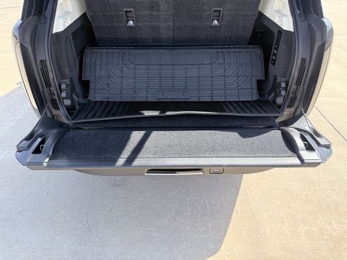 Used 2023 Land Rover Range Rover Long Wheelbase Autobiography image 20