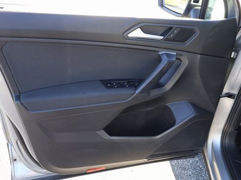 Certified 2021 Volkswagen Tiguan S image 18