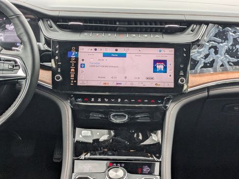 New 2026 Jeep Grand Cherokee L Summit AWD/4WD image 17