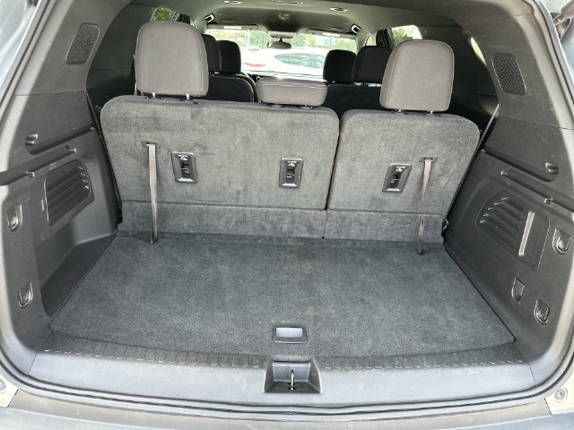 Used 2024 Chevrolet Traverse LT AWD/4WD image 23
