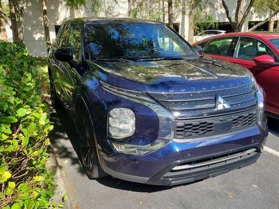 Used 2022 Mitsubishi Outlander SE